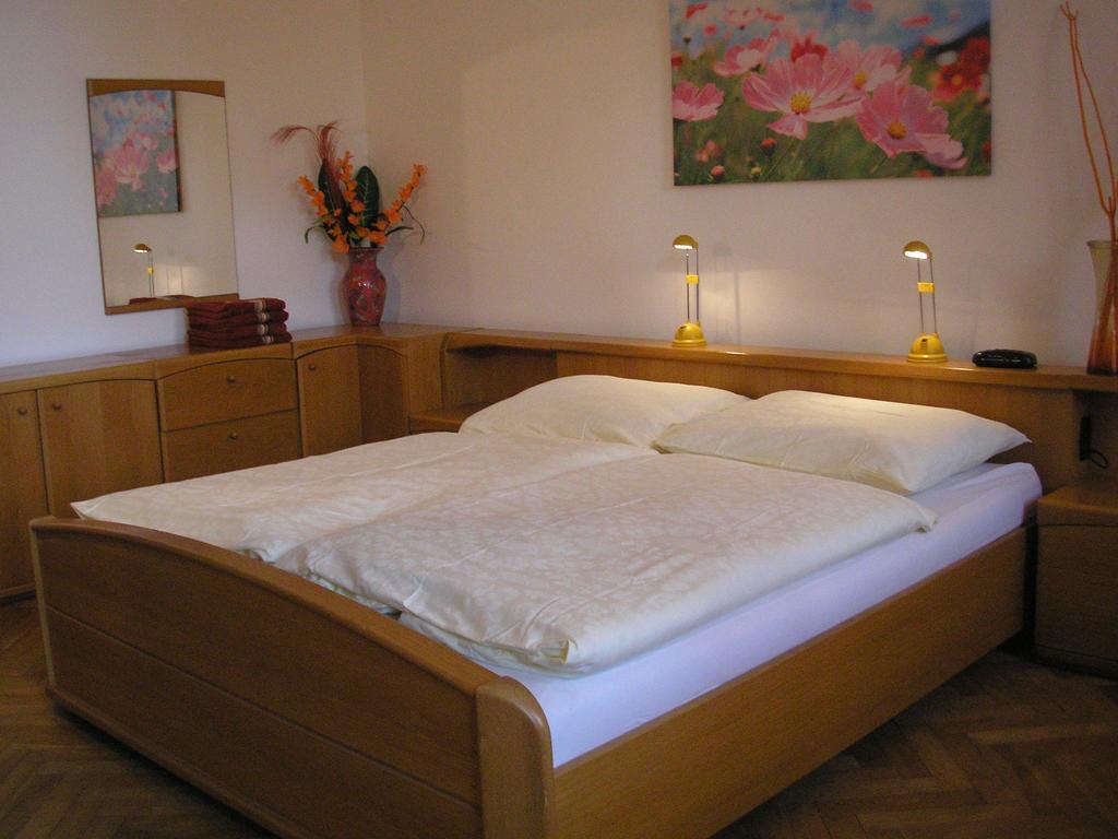 Apartment Riverside - River View Братислава Номер фото