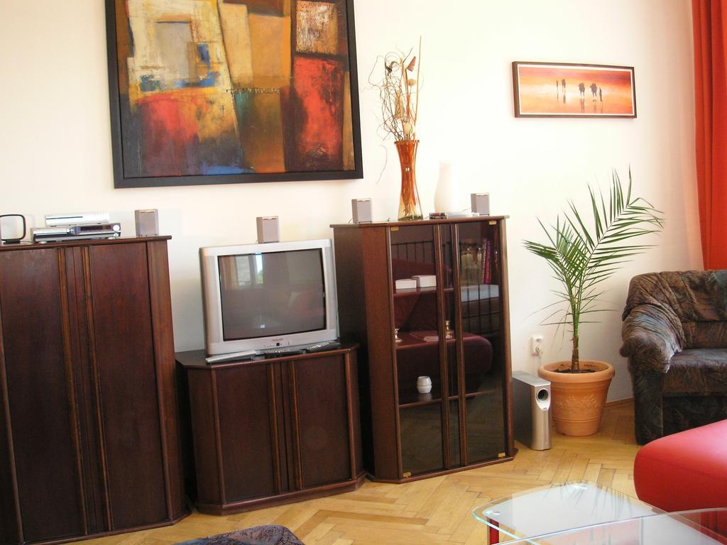 Apartment Riverside - River View Братислава Номер фото